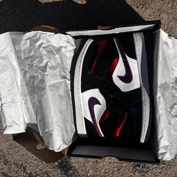 Jordan 1 mid se - Picture 5 of 6